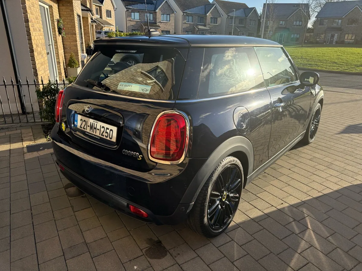 Mini Cooper Electric - Image 4