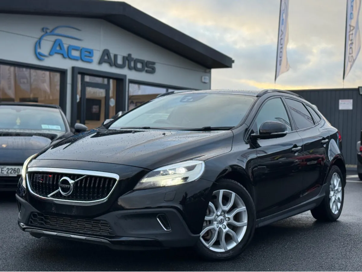 Volvo V40 2.0L DIESEL - AUTO - 12M WARRANTY - CAR: - Image 1