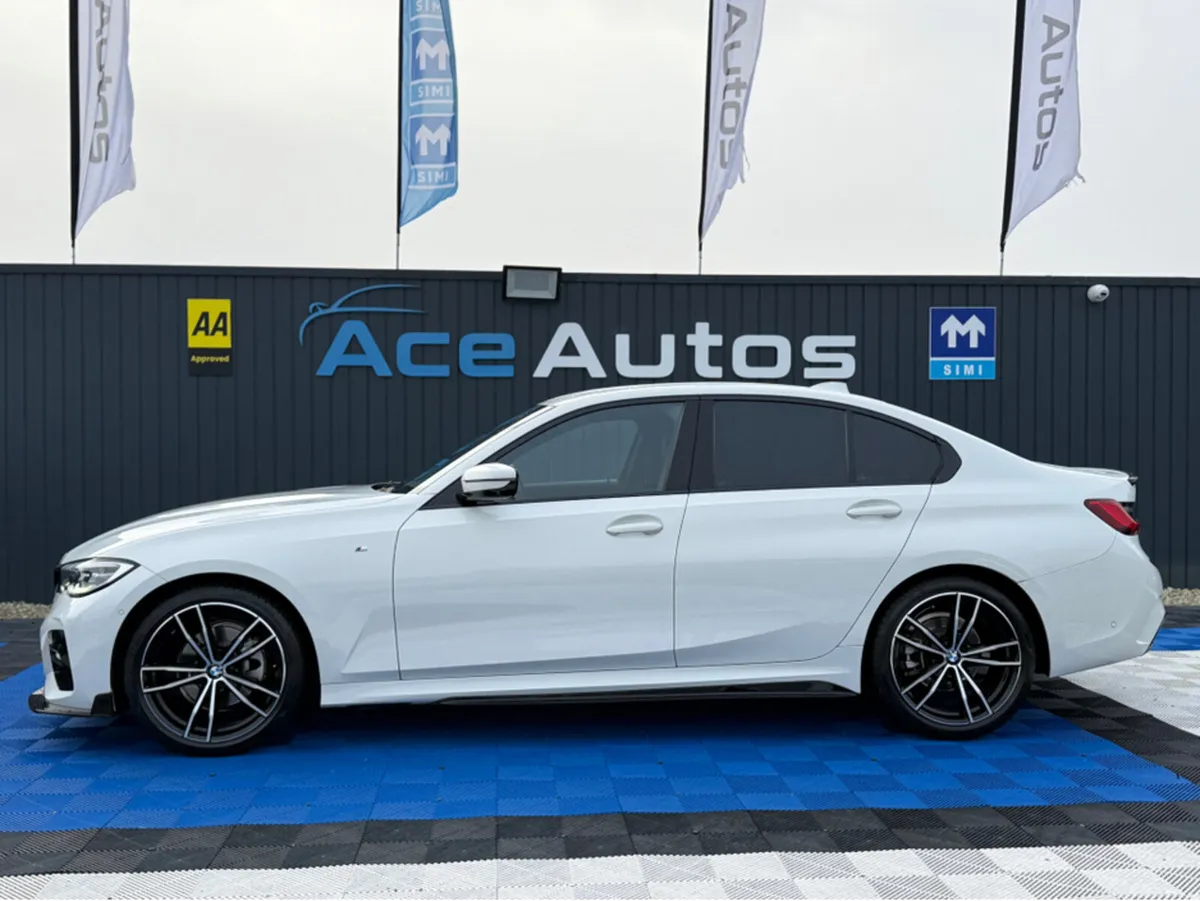 BMW 3-Series M-SPORT X-DRIVE - 2.0L DIESEL - AUTO - Image 4