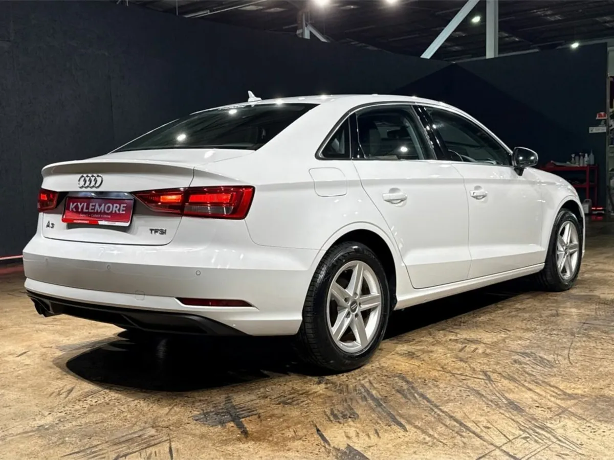 Audi A3 1.4 TFSI SALOON - FACTORY ALLOYS - CRUISE - Image 4