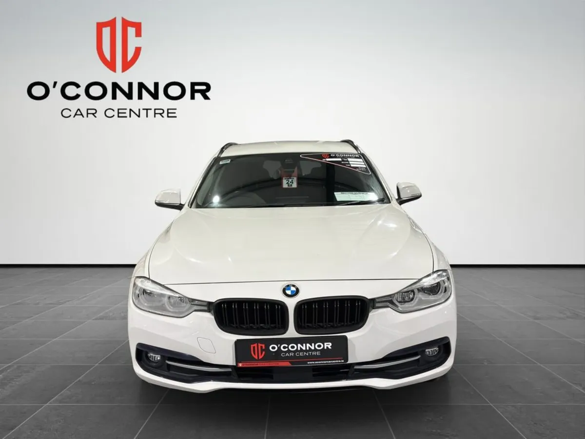 BMW 3-Series 320D - Image 3