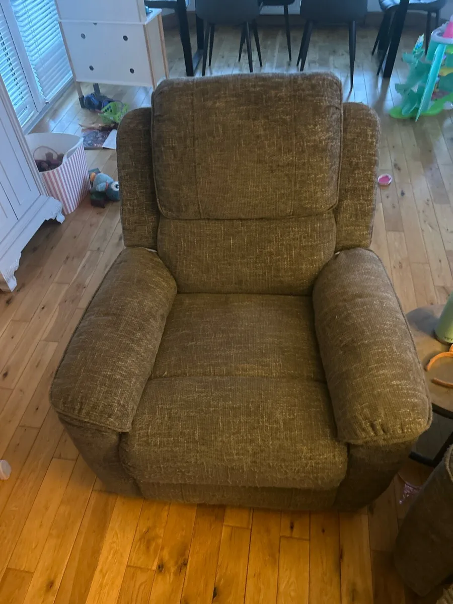 Grey sofa 3 seater recliner and 2 chairs recliners - Image 4