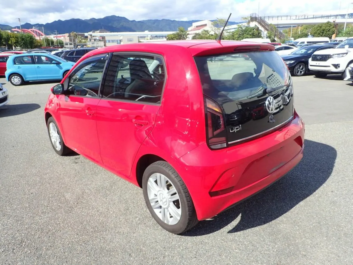 Volkswagen up! High Up 1.0 5Dr Automatic - Image 4