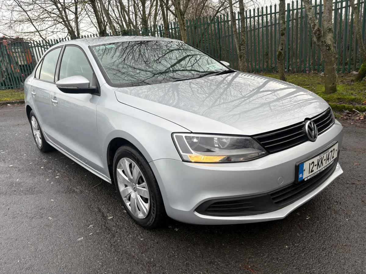 Volkswagen Jetta 2012 1.6 TDI - Image 2