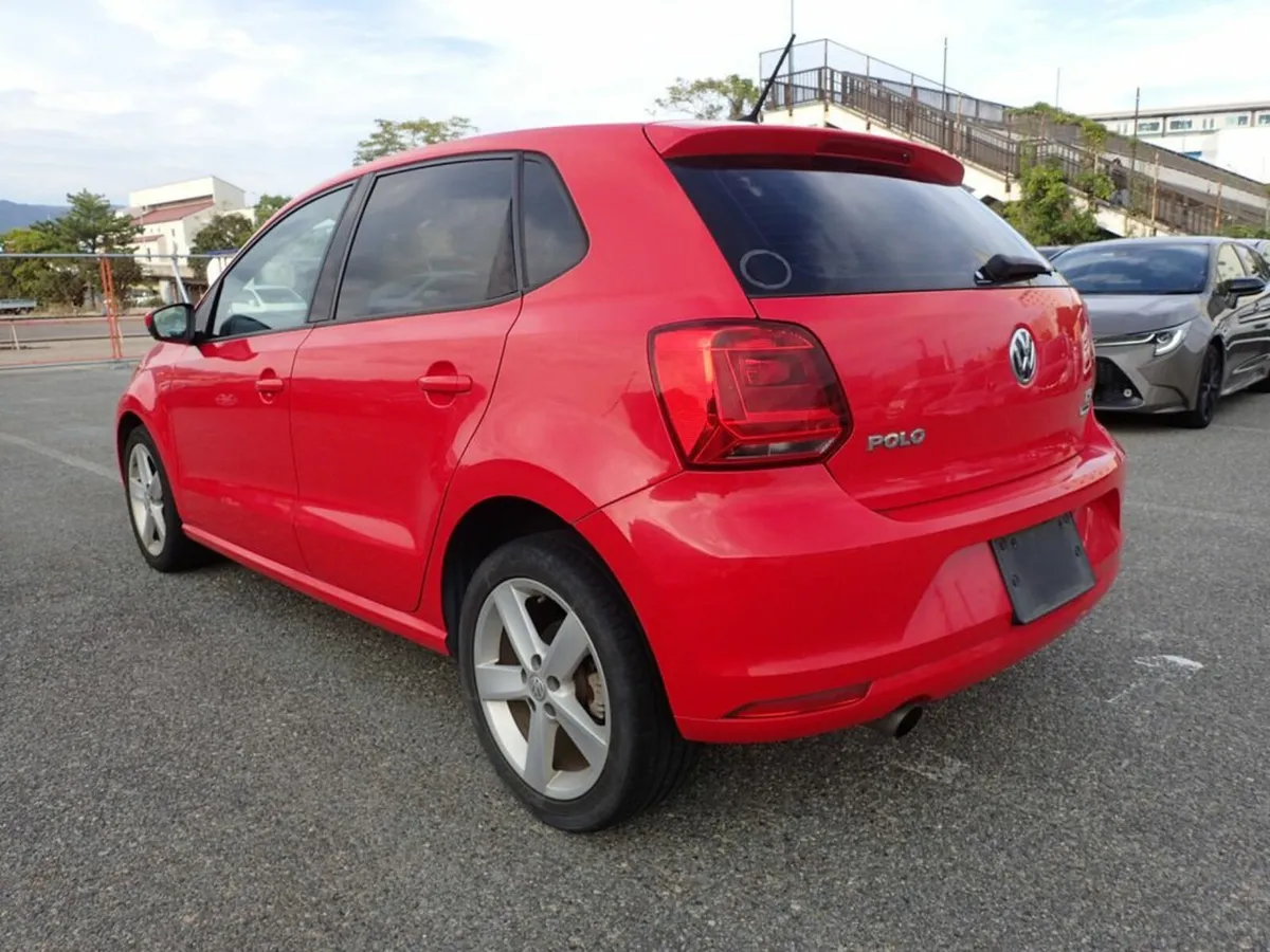 Volkswagen Polo Highline 12 5Dr Automatic - Image 4