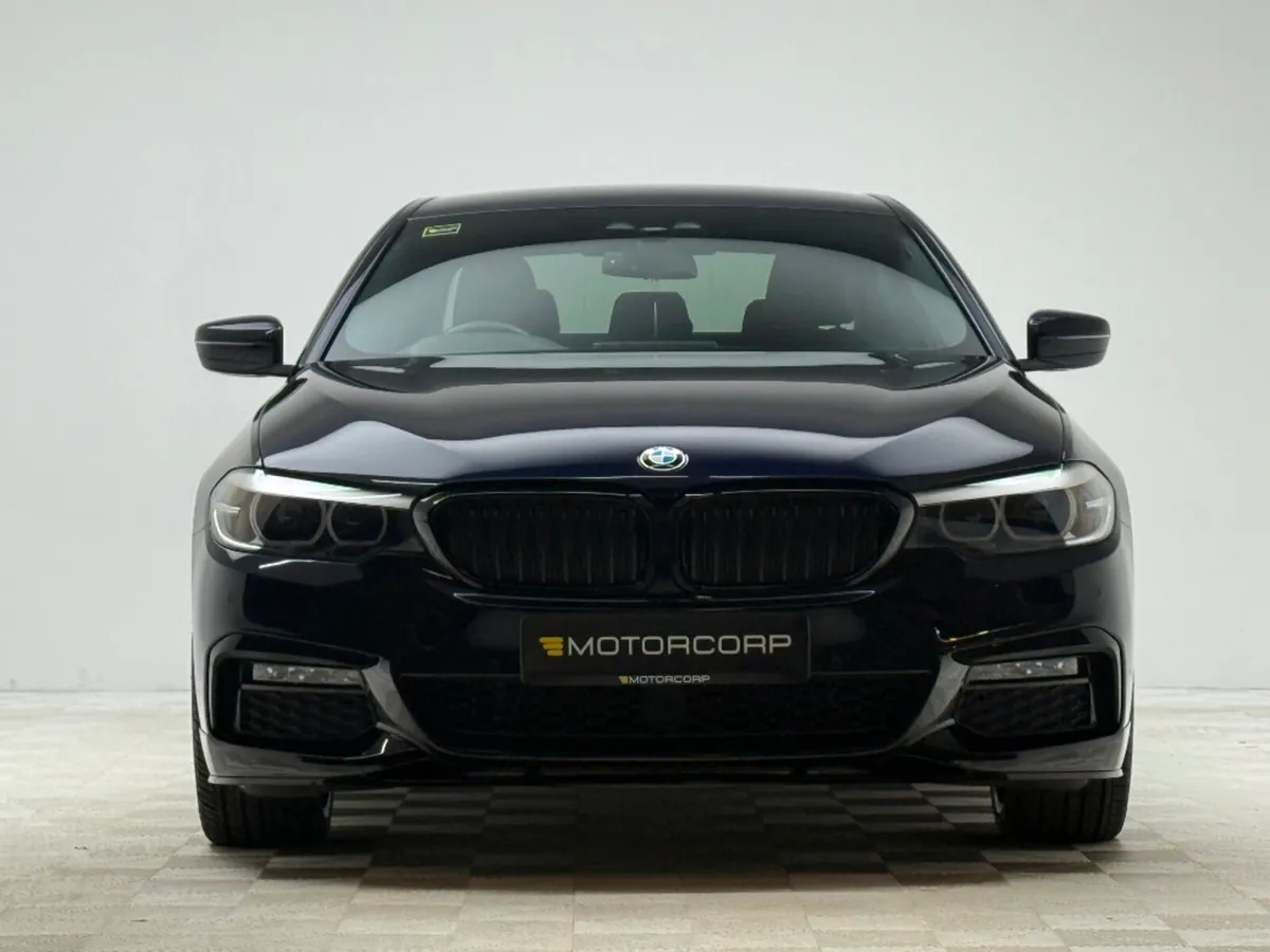 BMW 5-Series 530E M SPORT - Image 2