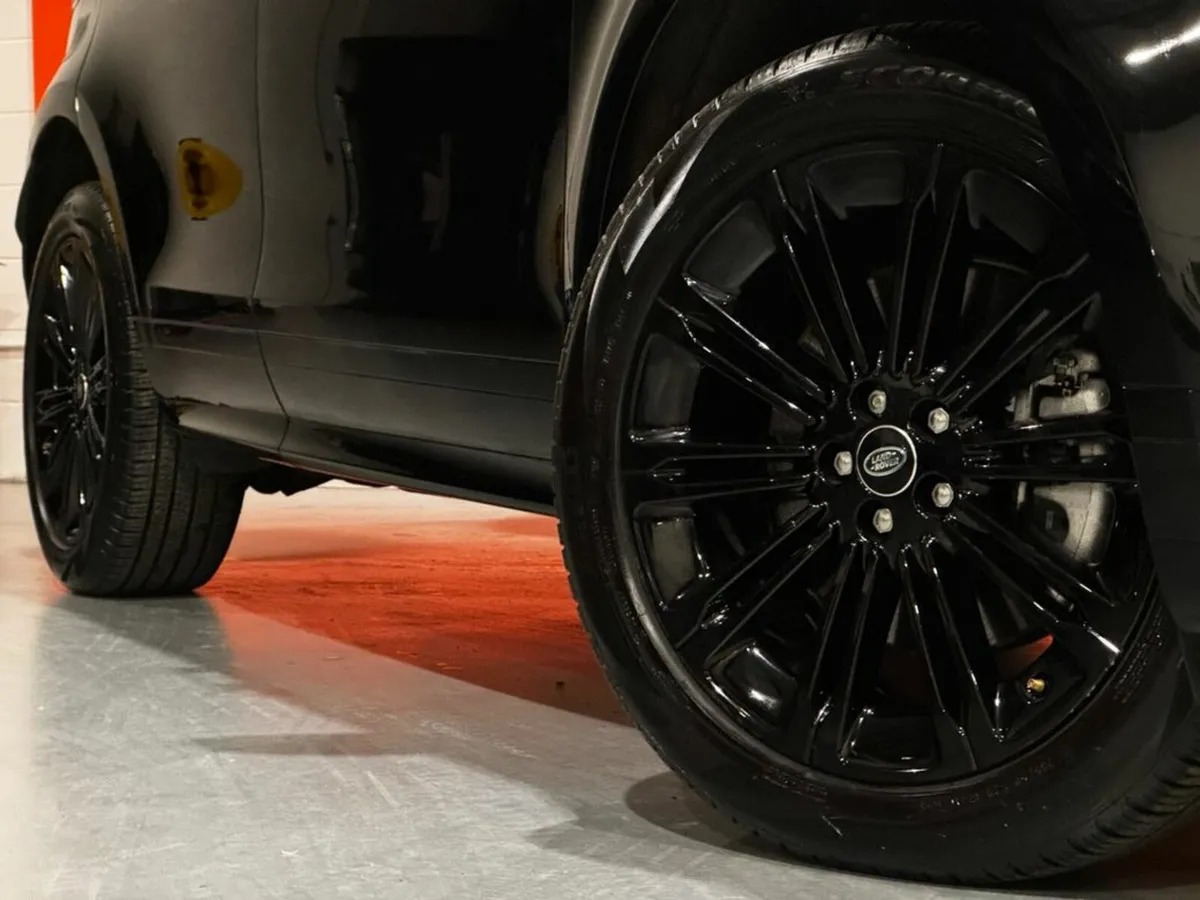 Land Rover Range Rover Evoque Evoque1.5 P300E Dyna - Image 2