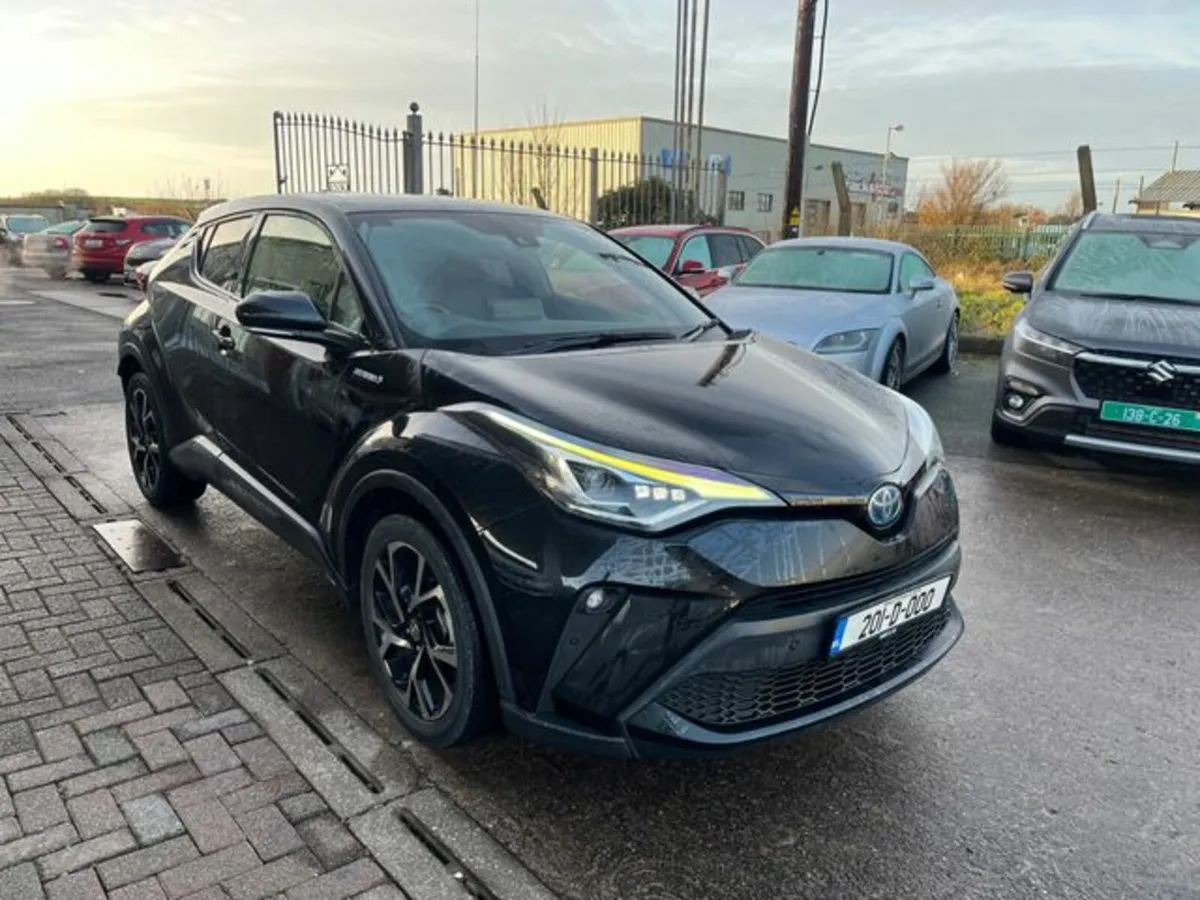 Toyota C-HR Hybrid high spec - Image 2