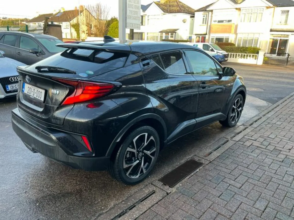 Toyota C-HR Hybrid high spec - Image 3
