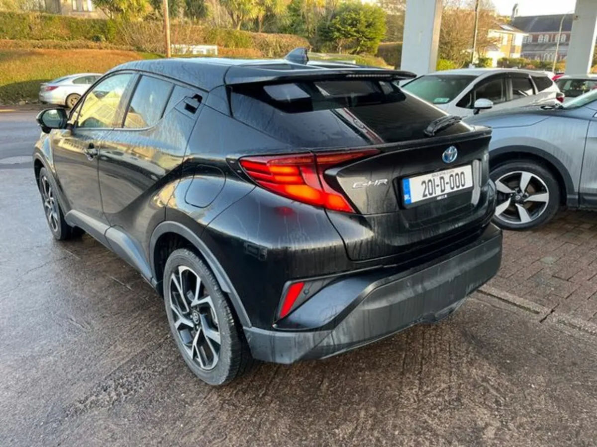 Toyota C-HR Hybrid high spec - Image 4