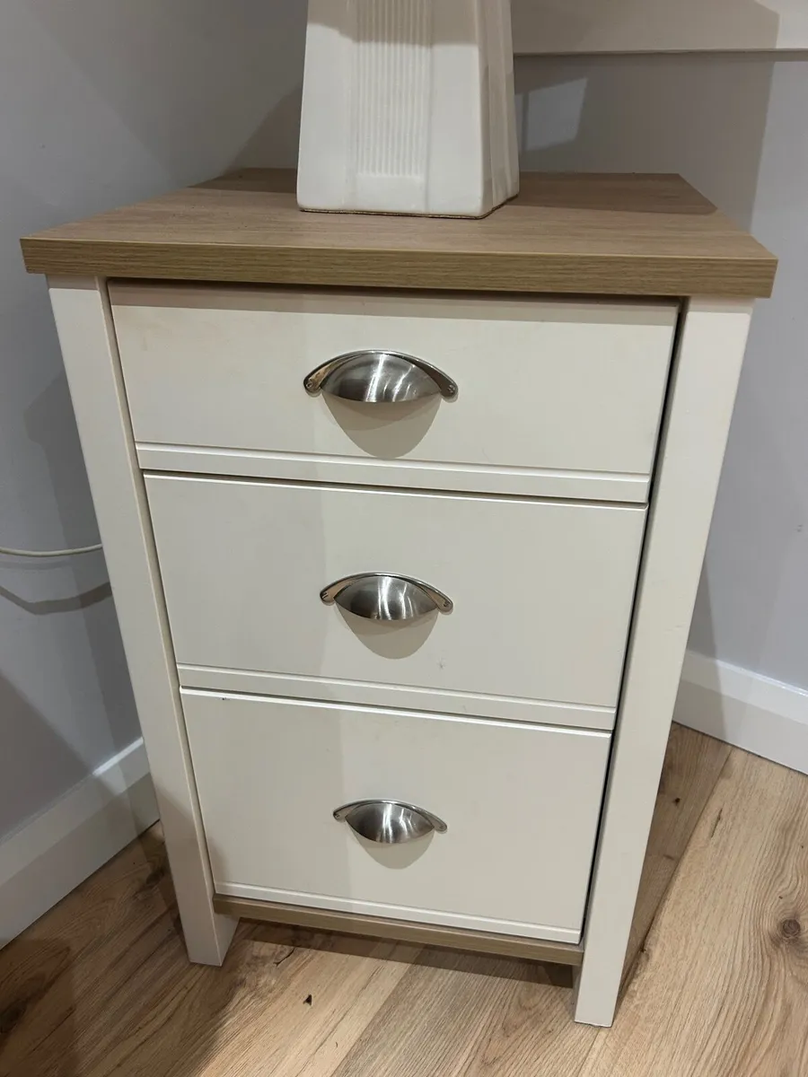 Bedside lockers - Image 1