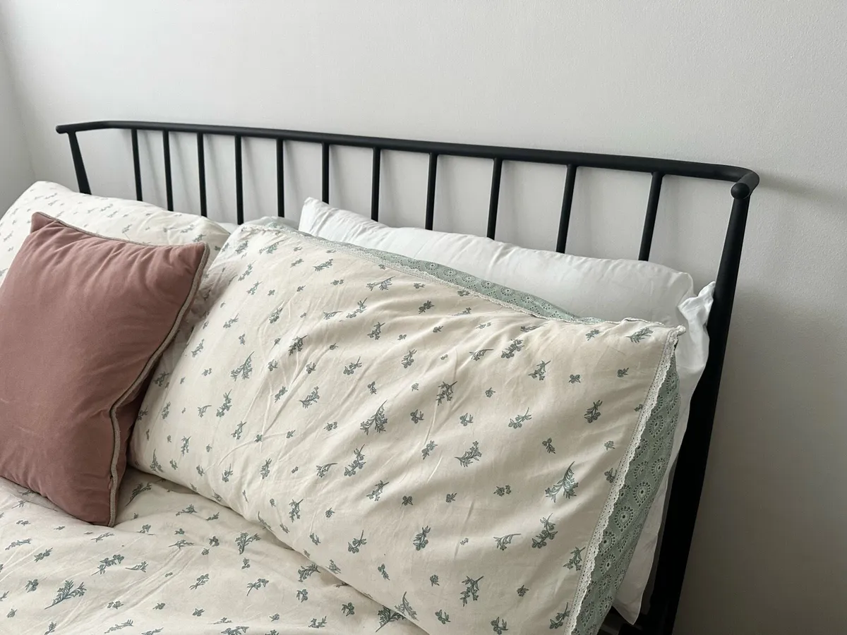 Black double bed frame and base - Image 3