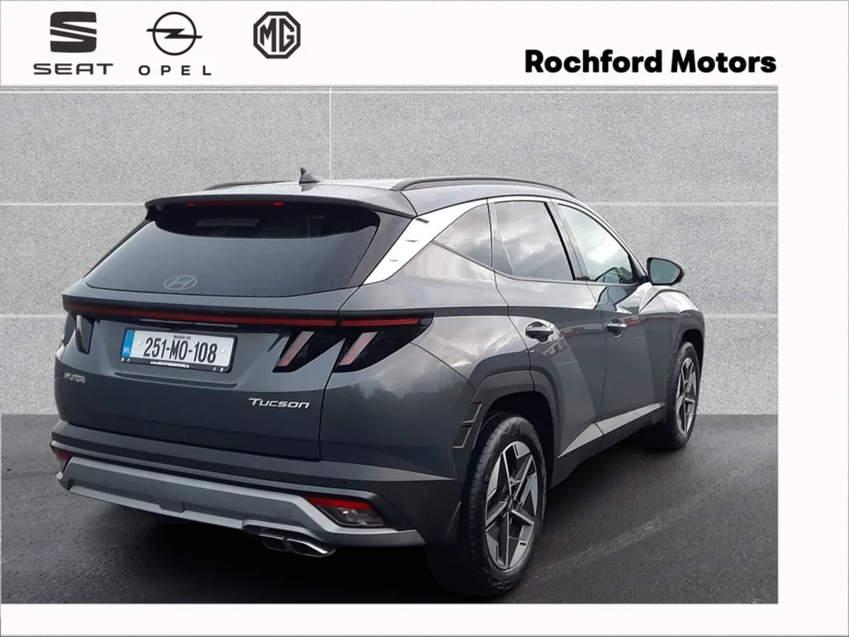 Hyundai Tucson Executive Plus 1.6D ***HUGE SPEC*** - Image 4