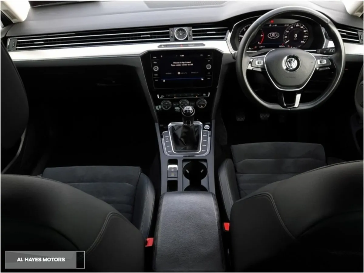 Volkswagen Passat 2.0 TDI 150HP Highline - Image 2
