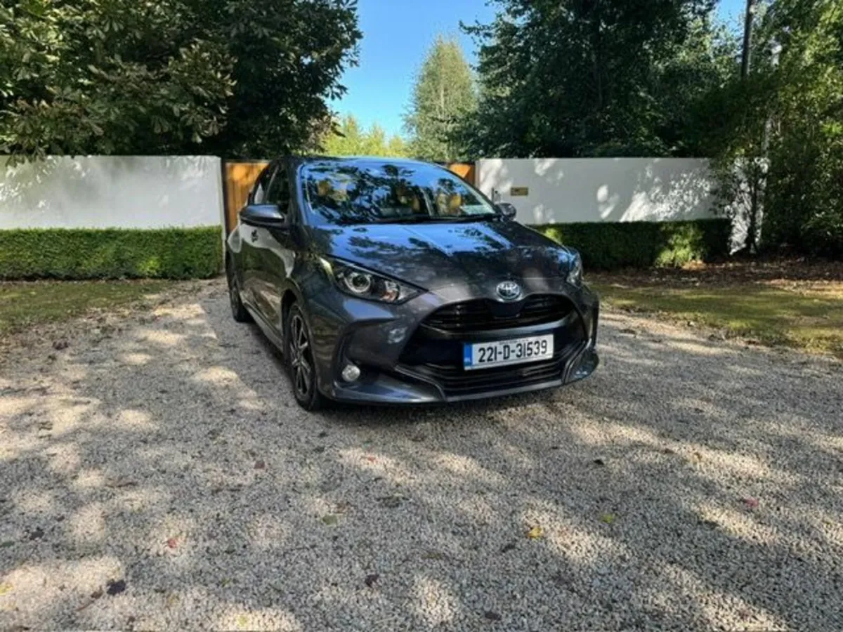 Toyota Yaris 2022 Luna Sport 1.5L hybrid petrol - Image 1