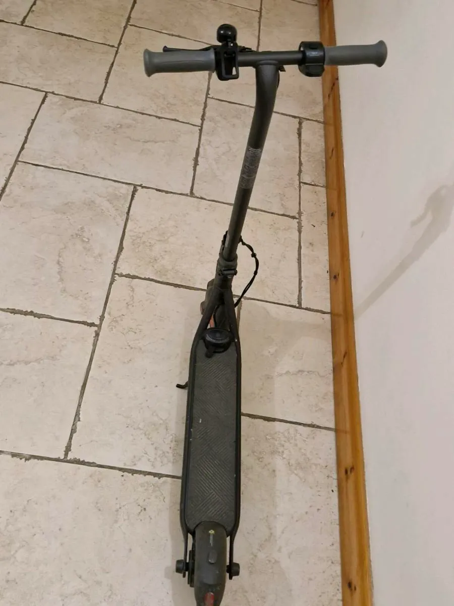 Electric scooter - Image 3
