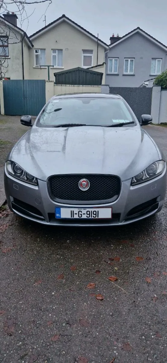 Jaguar XF 2011 - Image 1
