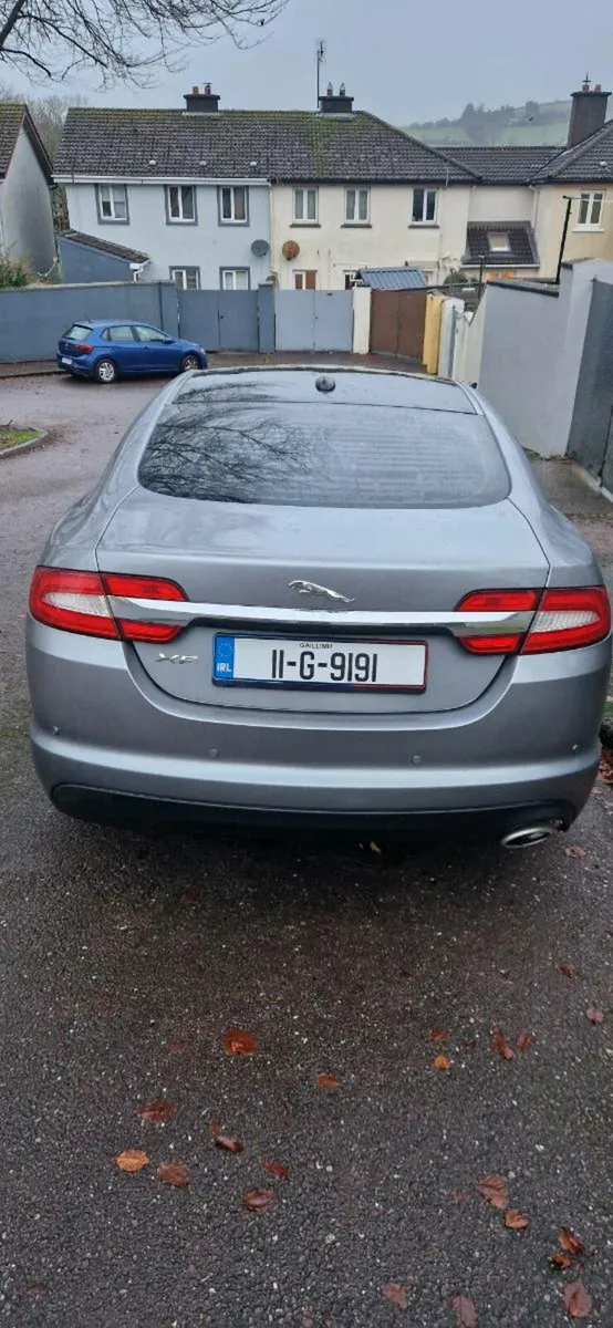 Jaguar XF 2011 - Image 4
