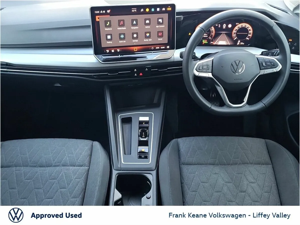 Volkswagen Golf  EDITION 75 AUTO 1.5 MHEV 116HP *P - Image 2