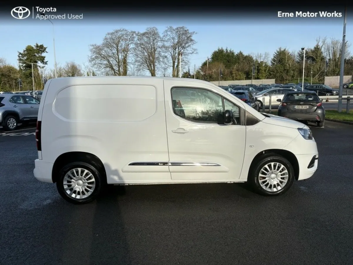 Toyota Proace City PR CITY 1.5 130HP SWB A/T - Image 2