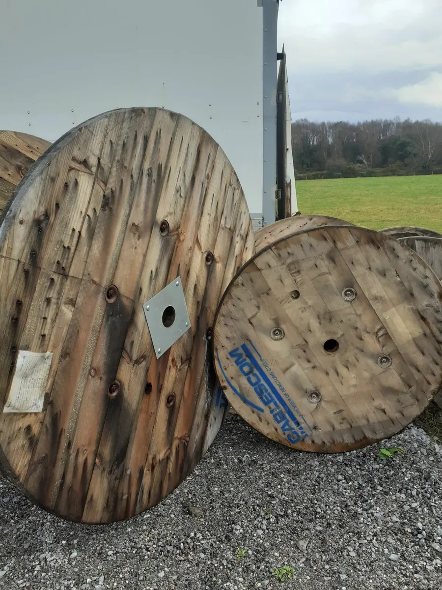 Timber cable reels - Image 2