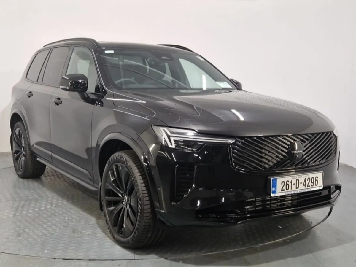 Volvo XC90 PHEV Plus Dark - Image 1