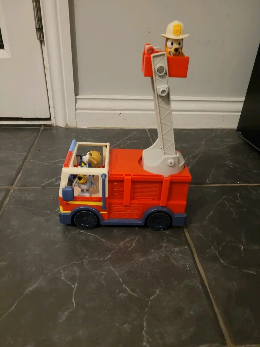 Blue fire truck - Image 1