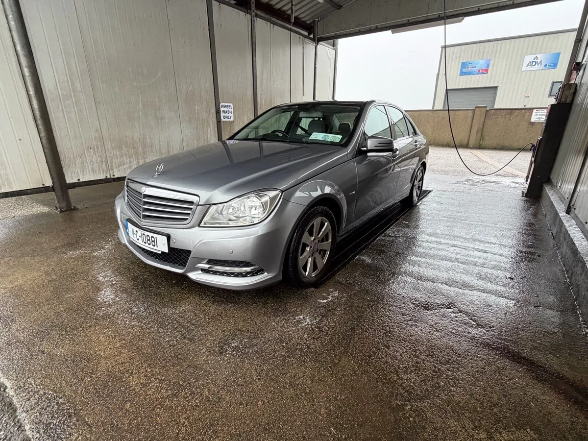 Mercedes c200 - Image 2
