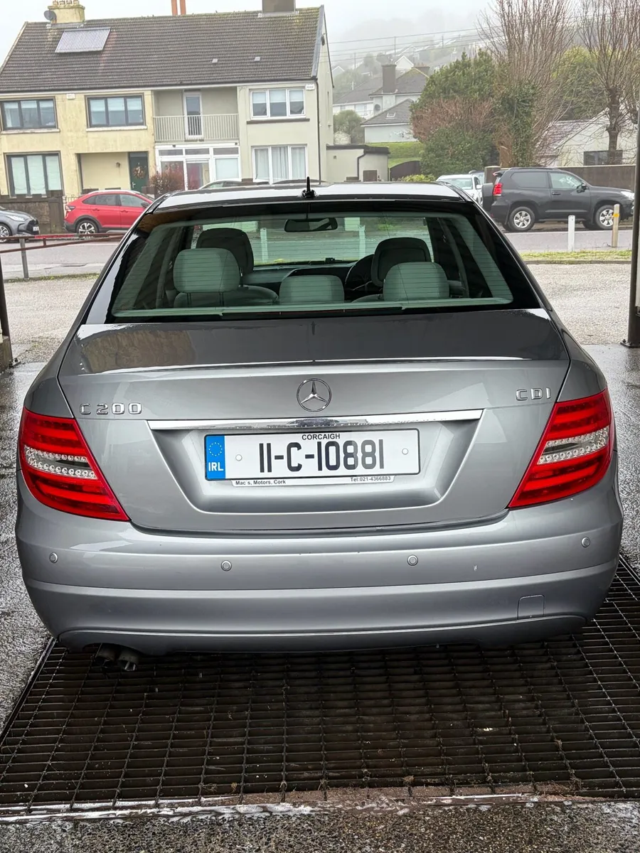 Mercedes c200 - Image 3