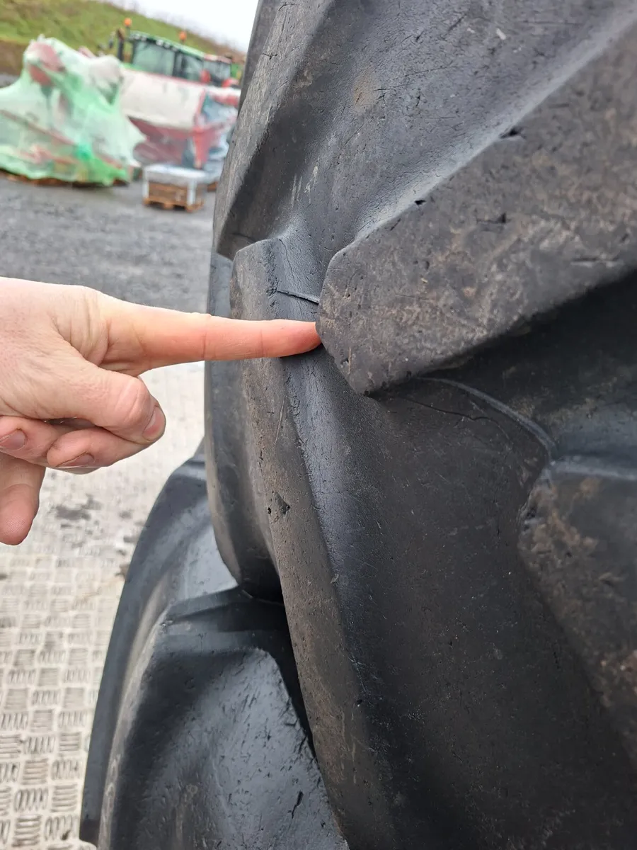 GOOD YEAR 520-70-38 TYRES - Image 2