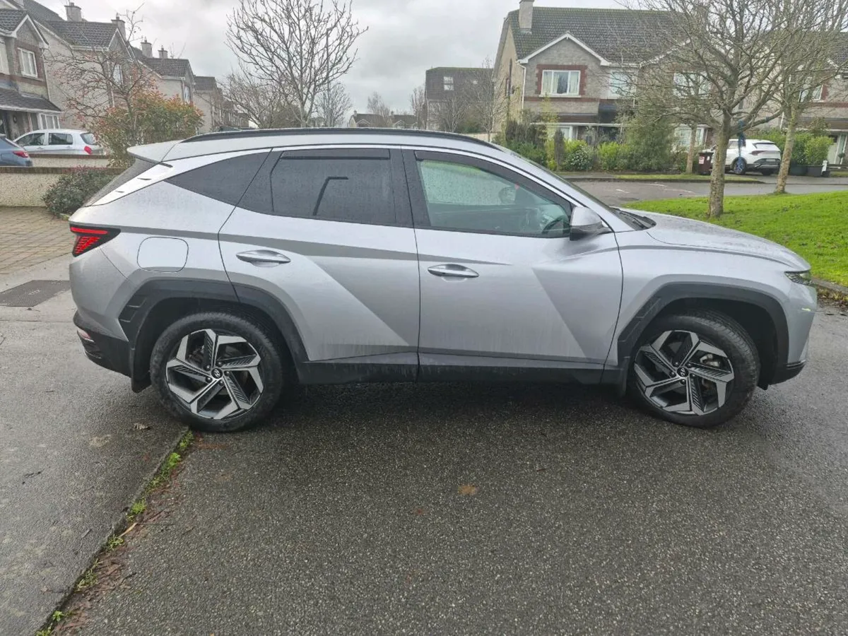 Hyundai Tucson Executive Plus 4×4 - Image 3