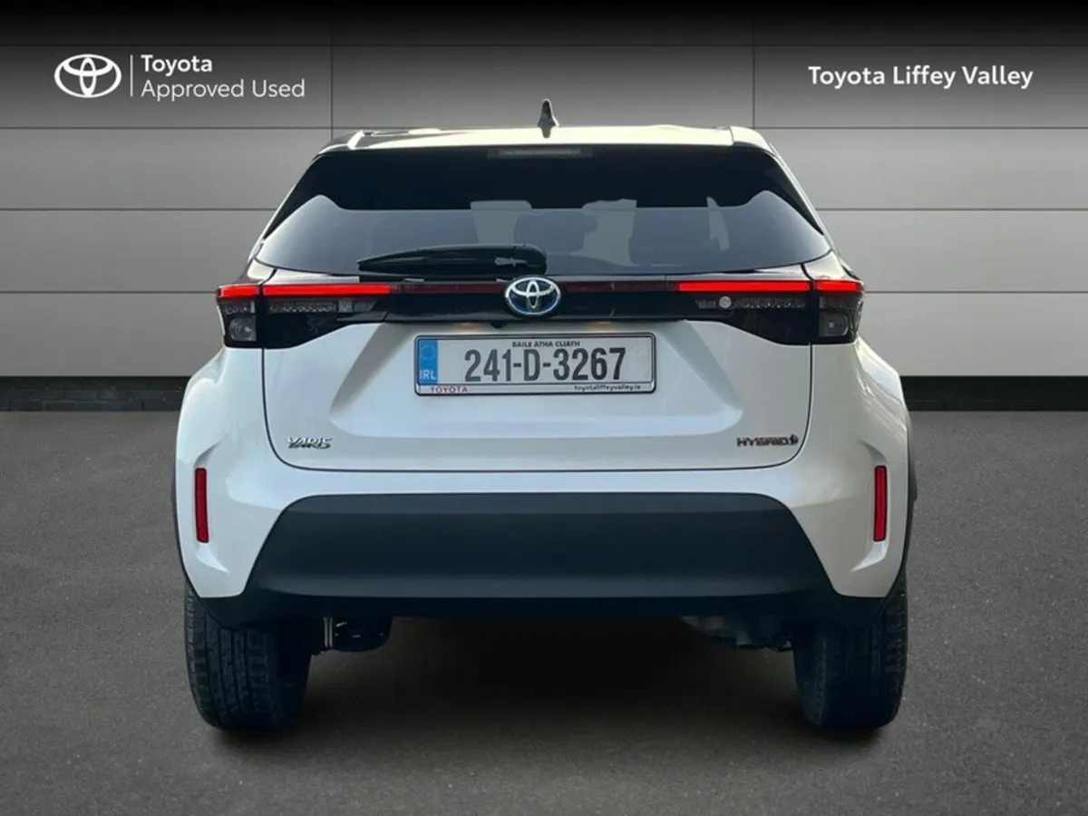 Toyota Yaris Cross YARIS CROSS LUNA SPORT - Image 4