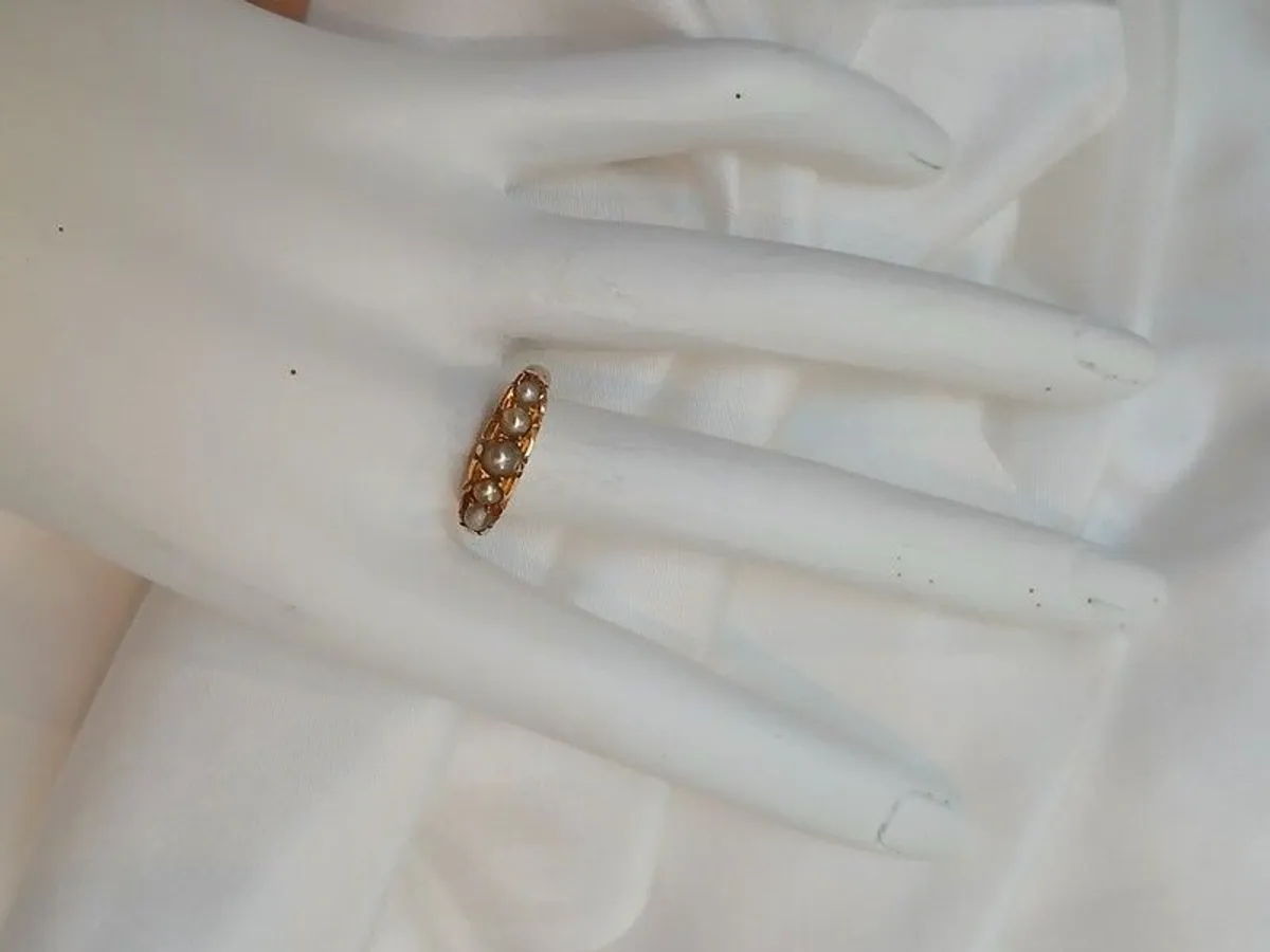 18K Antique Gold and Seed Pearl Ring - Image 4