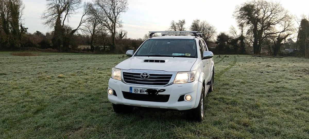 Toyota Hilux 2016 - Image 4