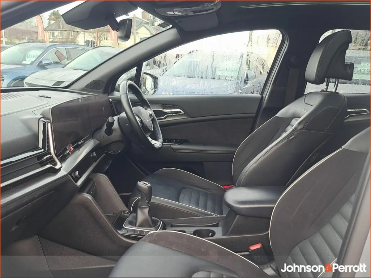 Kia Sportage GT Line SR MHEV - Image 4