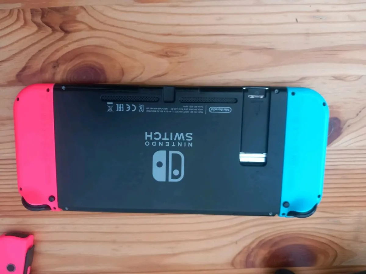Nintendo switch 1 - Image 3