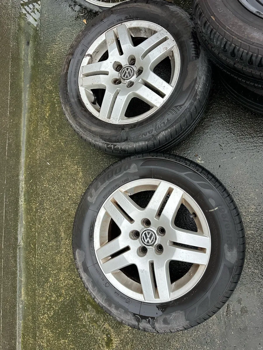 16” genuine mk4 golf alloys - Image 1