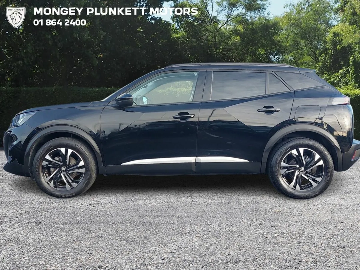 Peugeot 2008 *Low Mileage* 1.2  Allure - Image 4