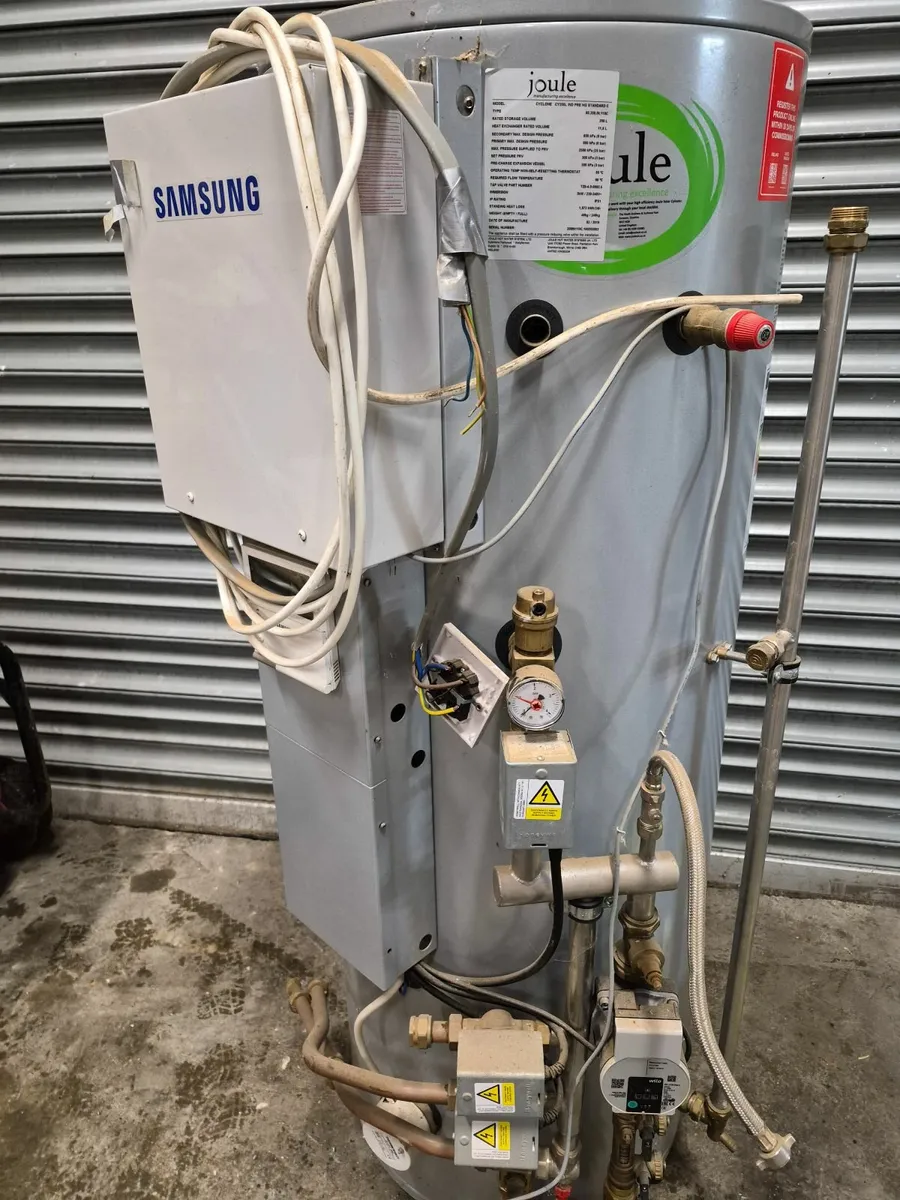 200litre  cylinder - Image 1