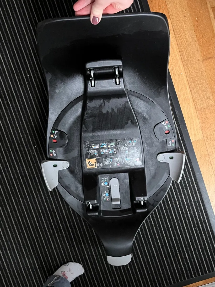 Maxi- Cosi Familyfix 360 Base - Image 1