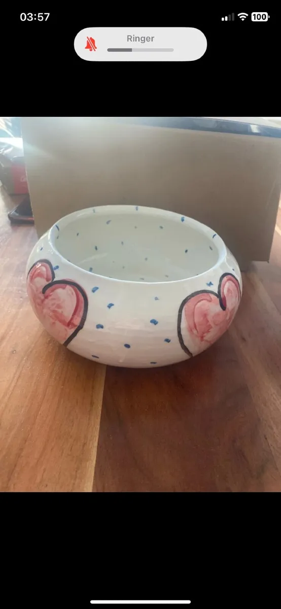 Pottery/Serving bowl - Image 1