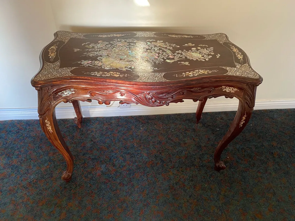 Console with mother of pearl inlay - Image 1