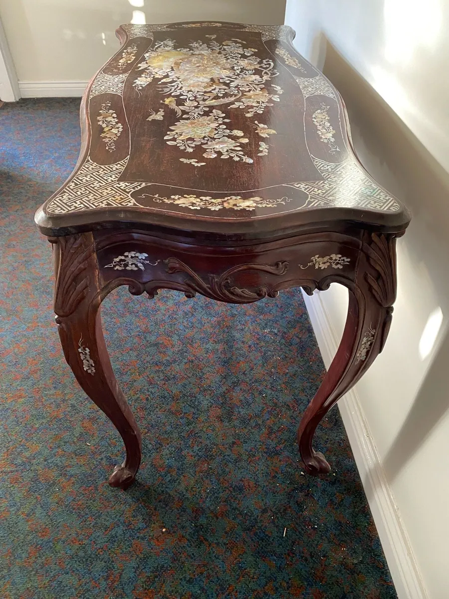 Console with mother of pearl inlay - Image 2