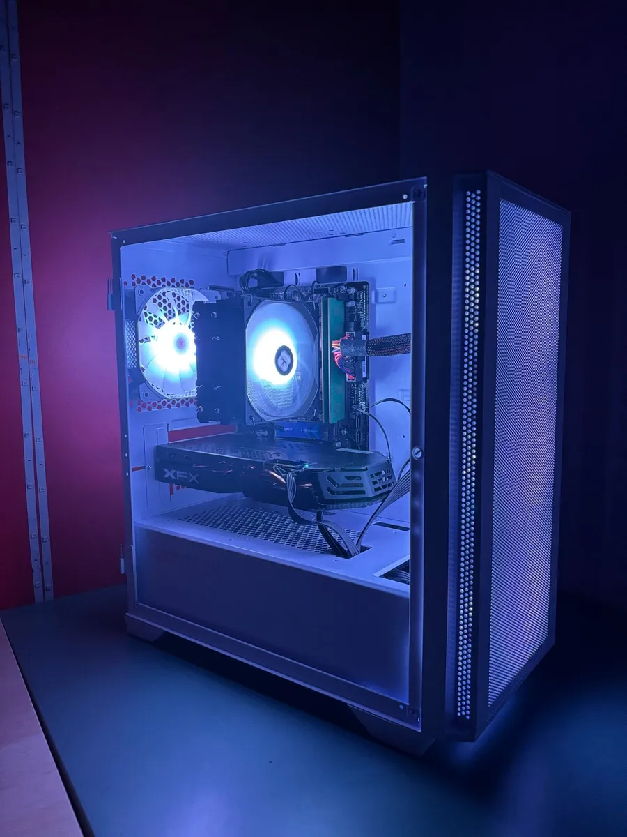 Gaming PC – Ryzen 5 / RX 580 / 16GB RAM-White ARGB - Image 1
