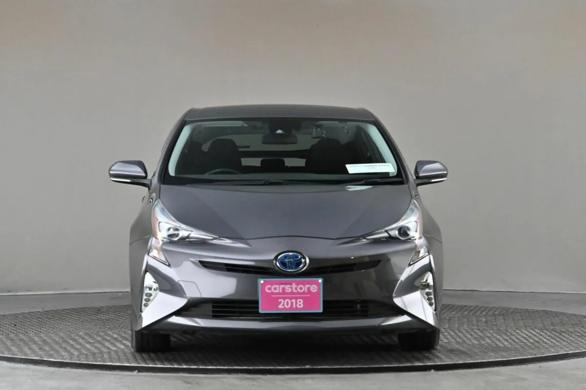 Toyota Prius 1.8 HYBRID **REVERSE CAM**ANDROID CAR - Image 2