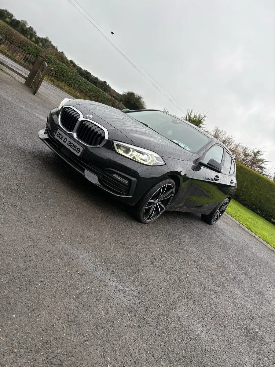 BMW 1 series - Image 1