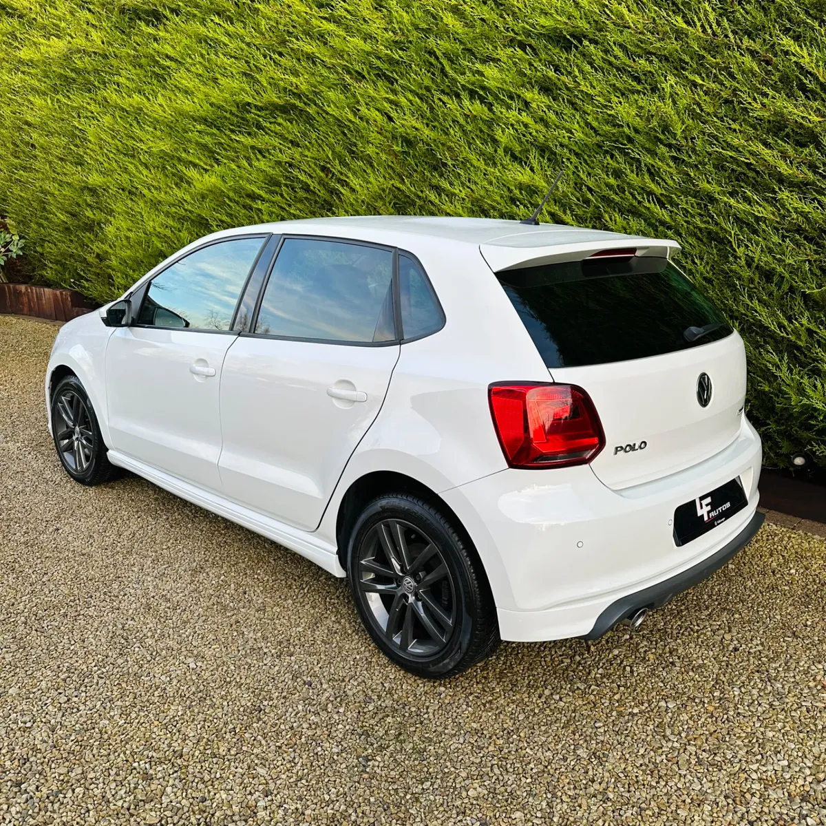 2016 VOLKSWAGEN POLO R LINE - Image 3