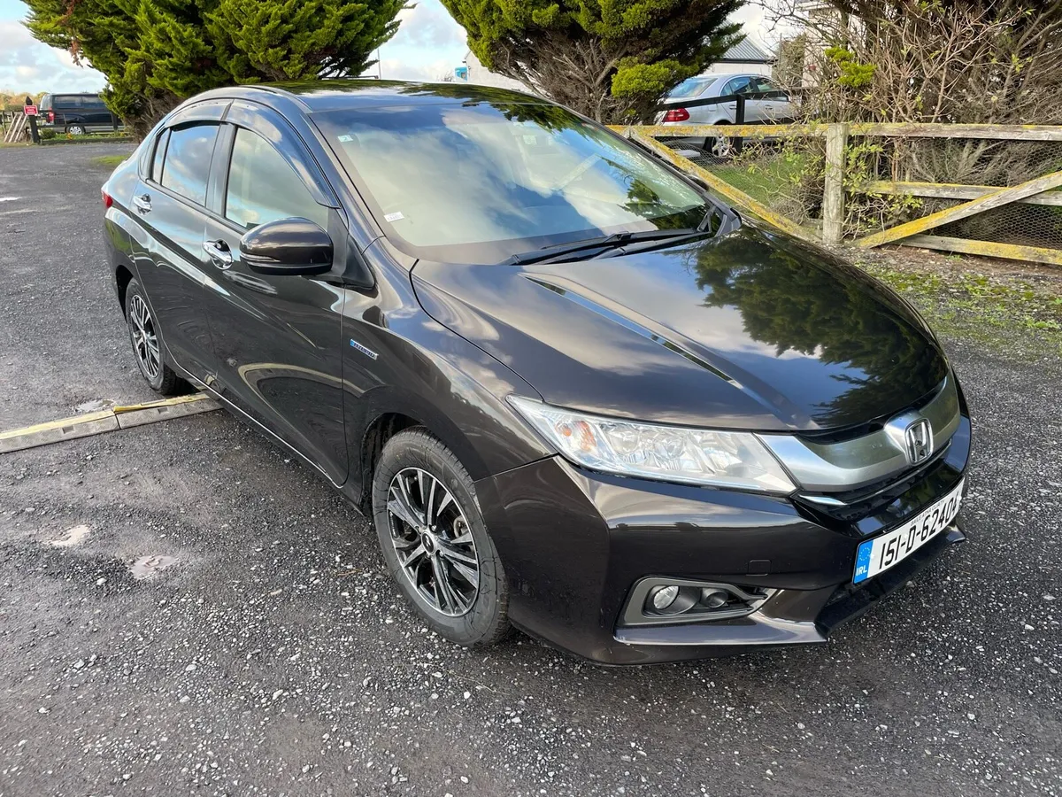 Honda Grace 1.5 Hybrid Saloon - Image 1