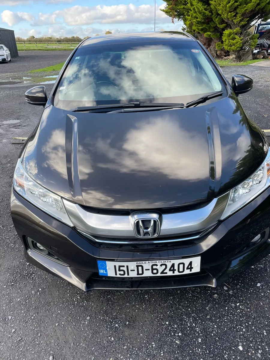 Honda Grace 1.5 Hybrid Saloon - Image 2