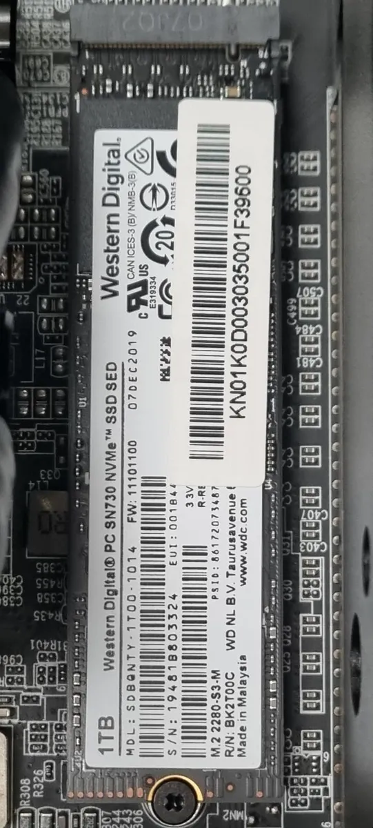 Predator gaming desktop computer - Image 4